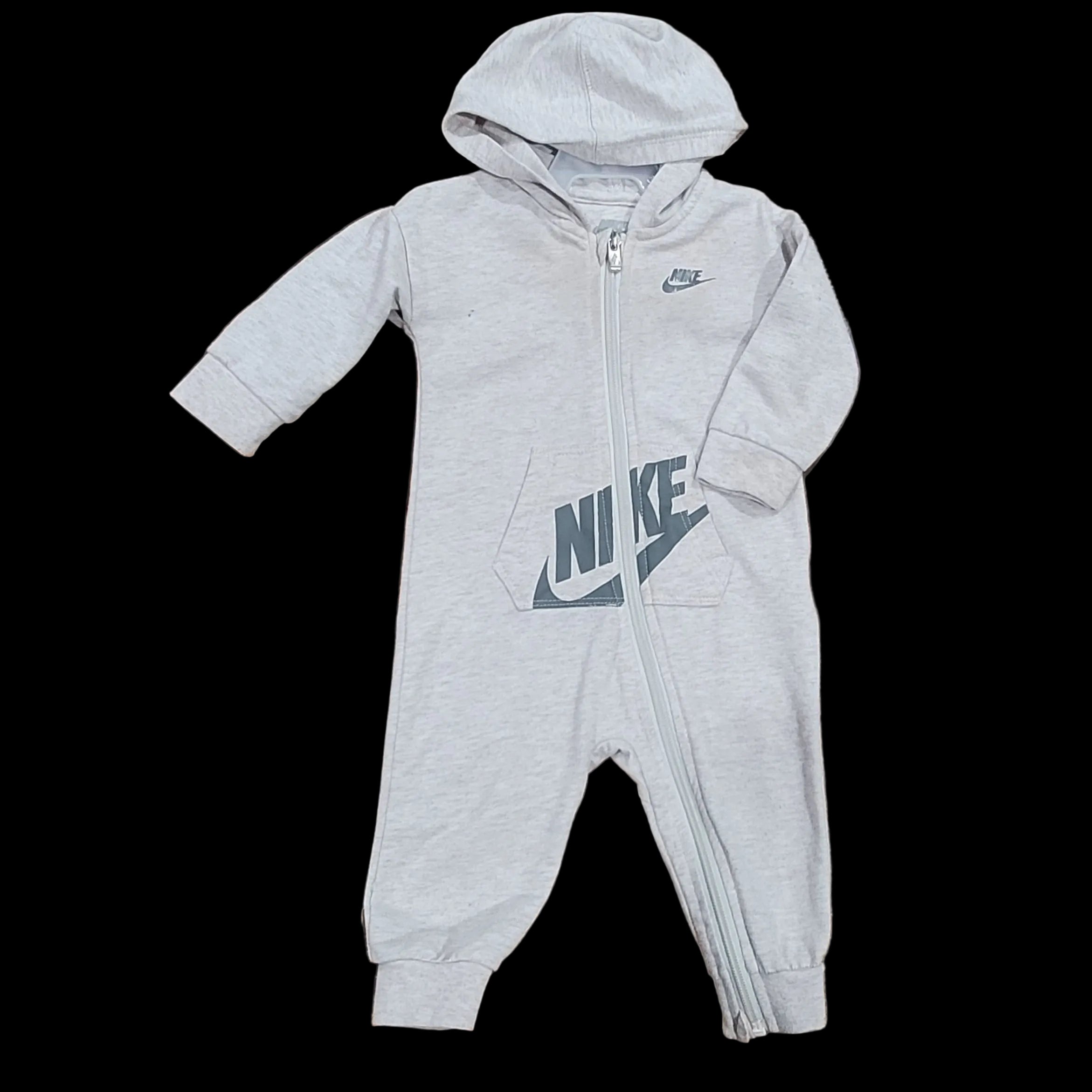 Nike - 9m
