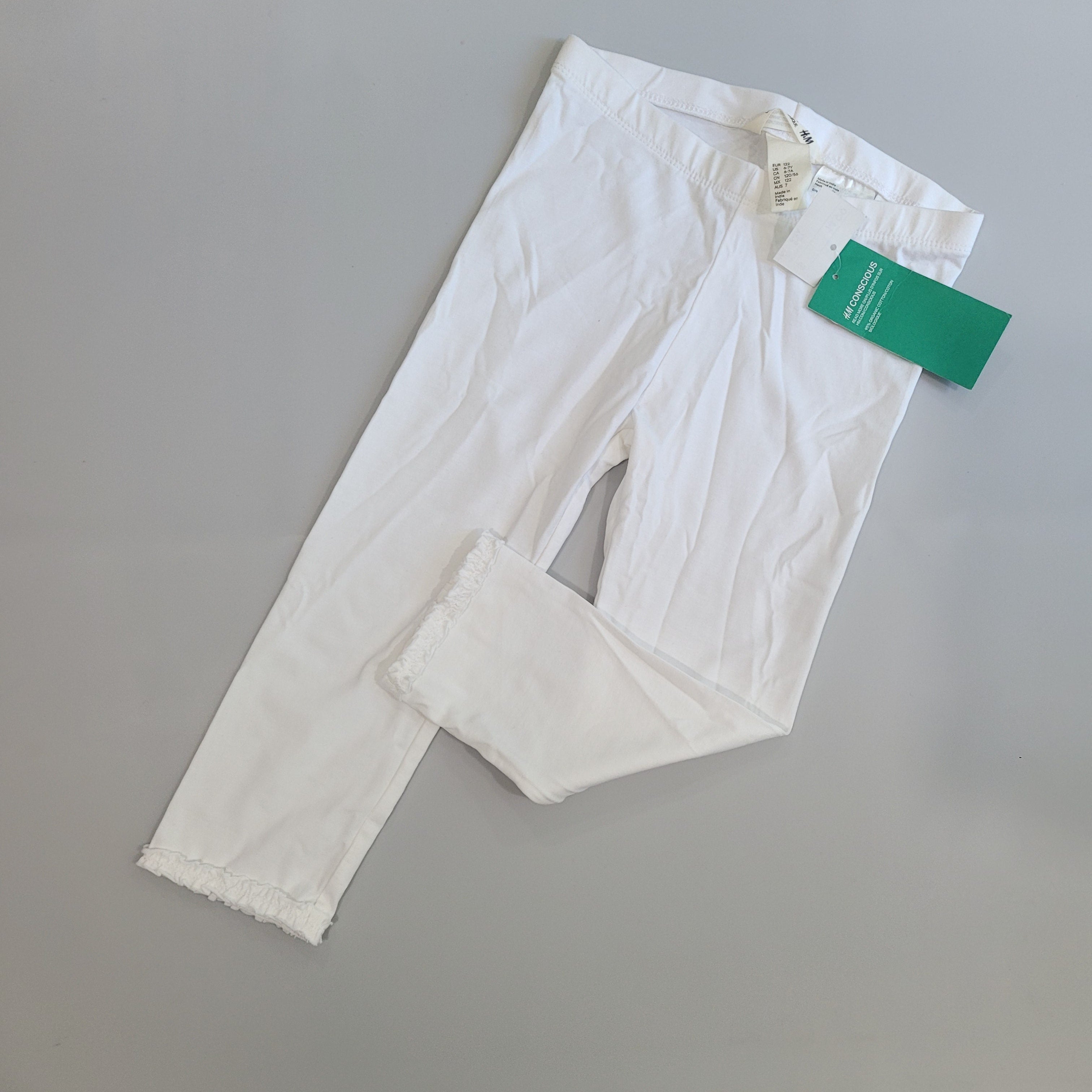 Neuf - H&M - short 3/4 - 6/7 ans