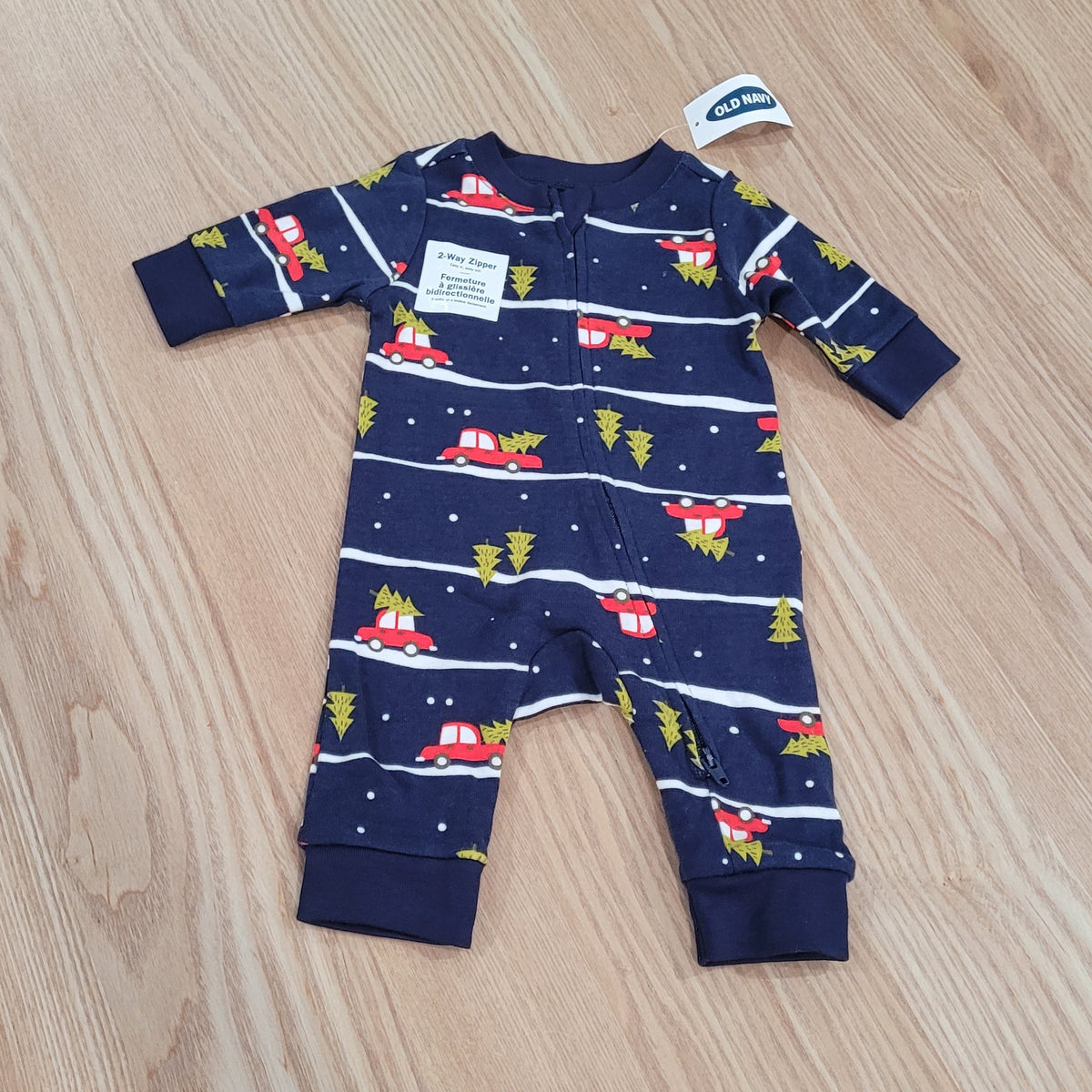 Neuf - Old navy - jusqu'à 7 lbs